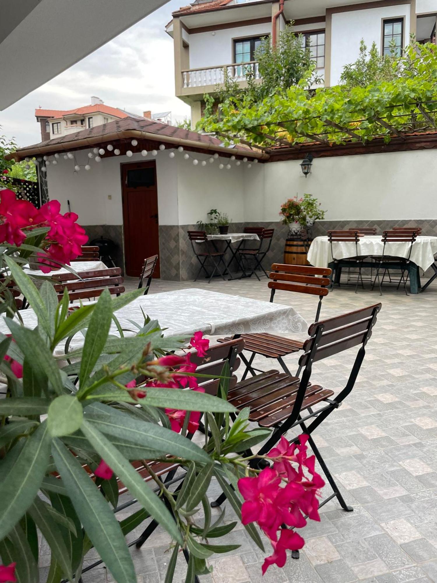 Sarievi Holiday Home Carevo Kültér fotó